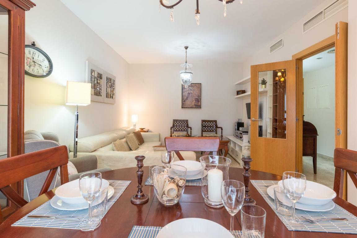 Keywise Perfect Location Next To Maria Zambrano Station, Central , Beach ,Pool And Free Parking Malaga Ngoại thất bức ảnh